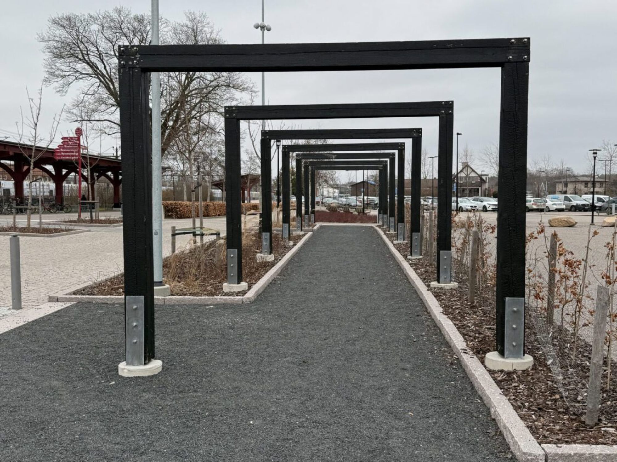 Trä som bränns enligt traditionell japansk teknik.